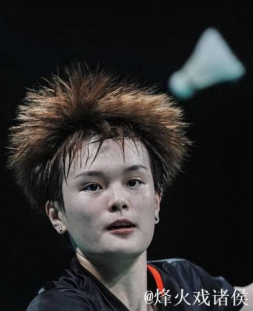 中国香港羽毛球公开赛：王祉怡夺女单桂冠，韩悦获亚军